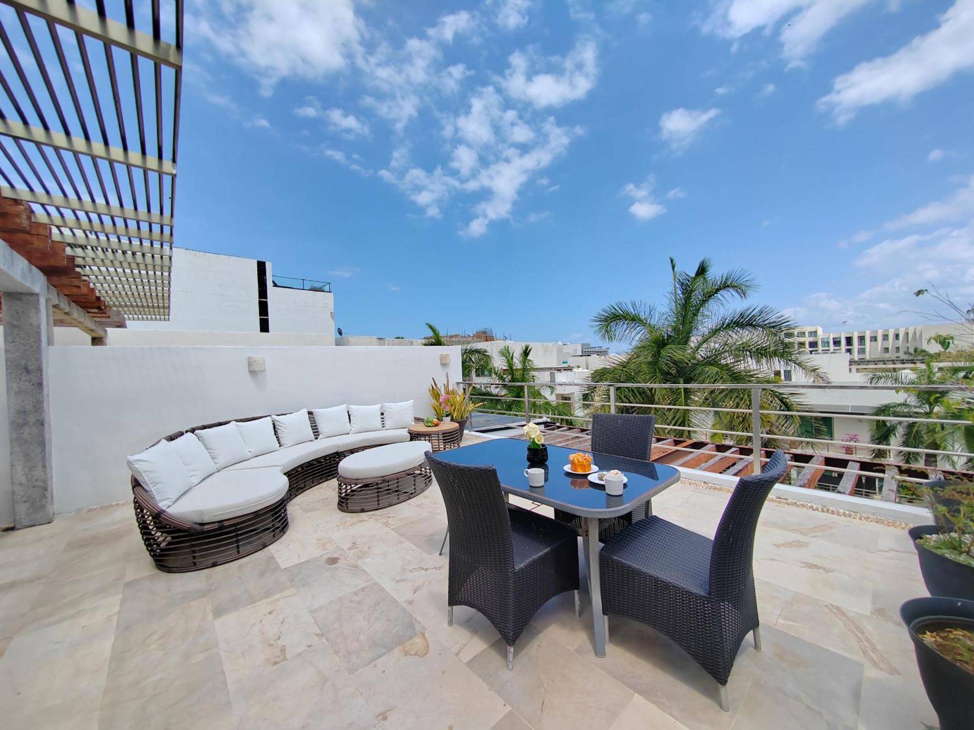 Luxurious & Central Condo In Playa Steps From The Beach Playa del Carmen Buitenkant foto