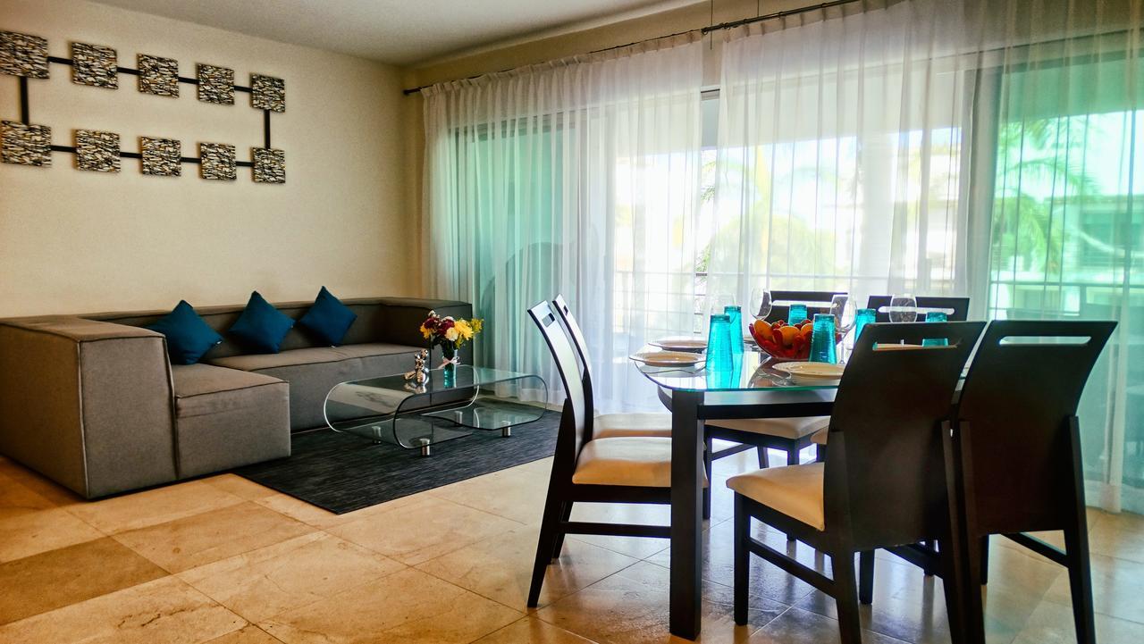 Luxurious & Central Condo In Playa Steps From The Beach Playa del Carmen Buitenkant foto