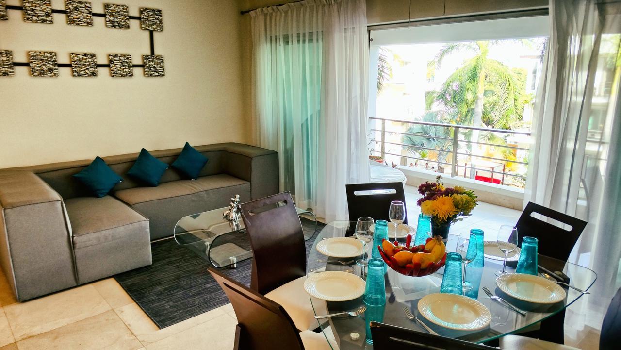 Luxurious & Central Condo In Playa Steps From The Beach Playa del Carmen Buitenkant foto