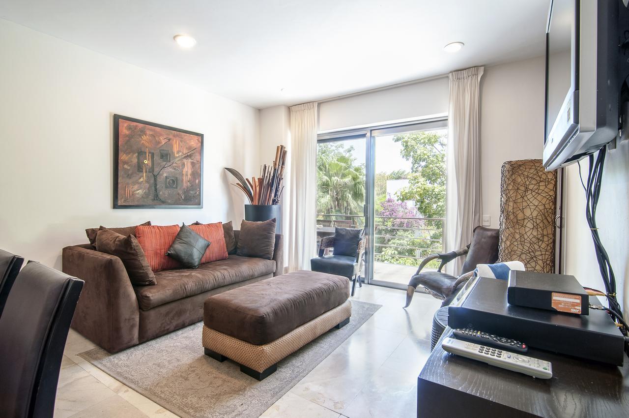 Luxurious & Central Condo In Playa Steps From The Beach Playa del Carmen Buitenkant foto