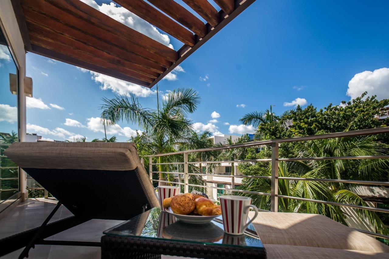 Luxurious & Central Condo In Playa Steps From The Beach Playa del Carmen Buitenkant foto